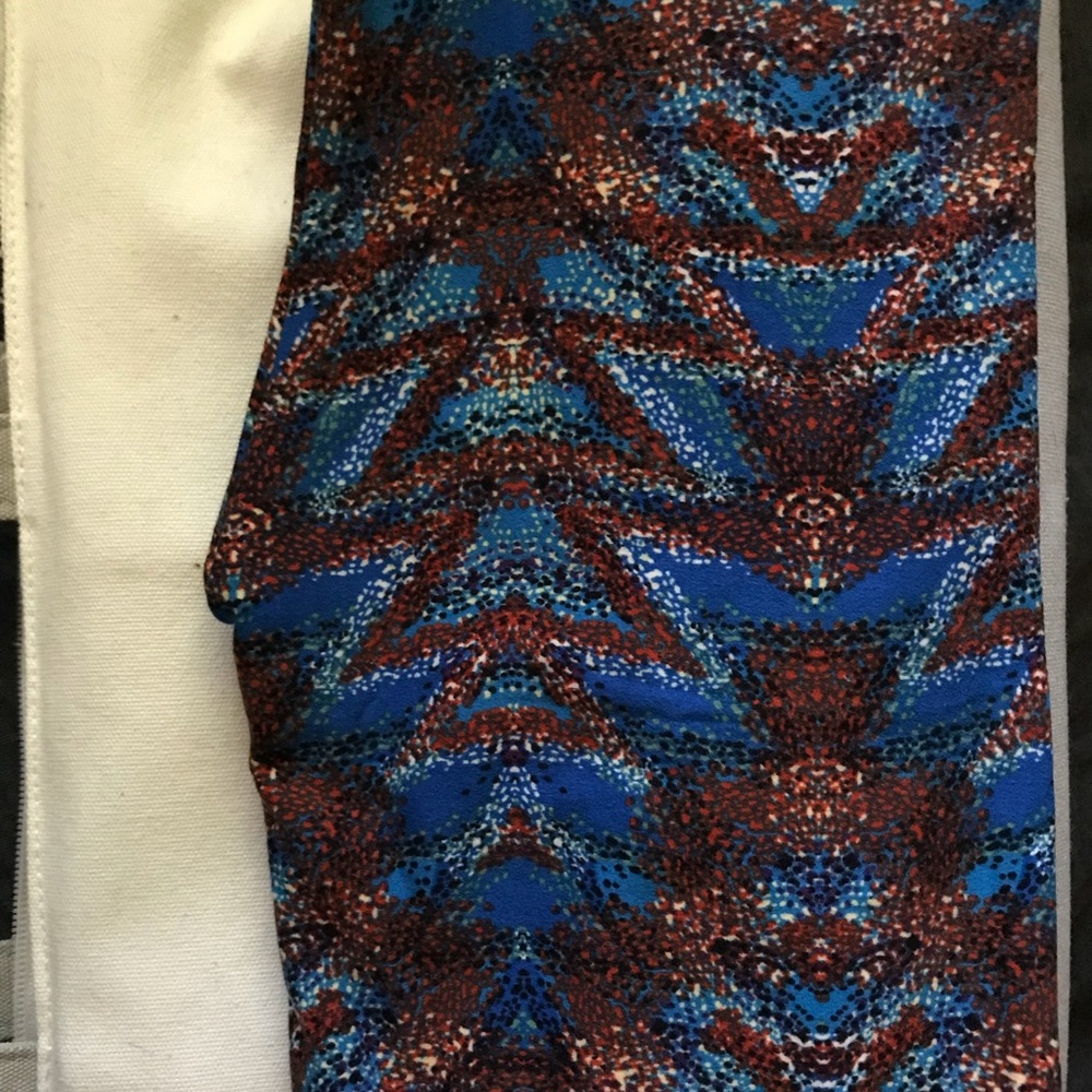 LLR leggings in OS, new with out tags